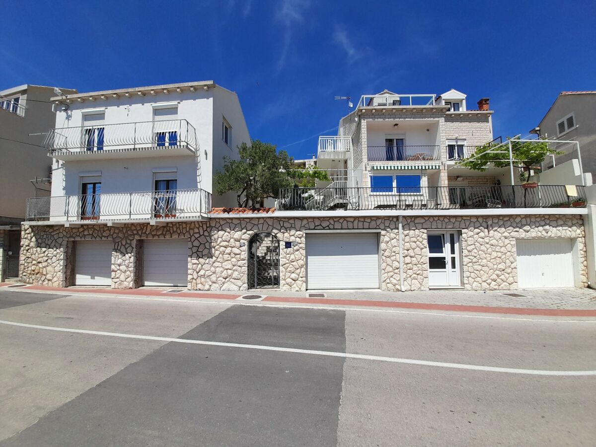 Apartment Apartments Knego - One Bedroom Apartment with Balcony and Sea View - Outdoor photo 4