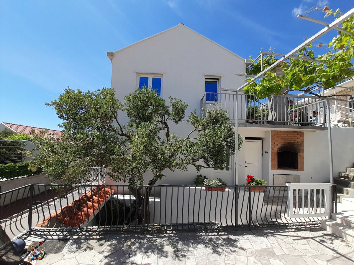 Apartment Apartments Knego - One Bedroom Apartment with Balcony and Sea View - Outdoor photo 5