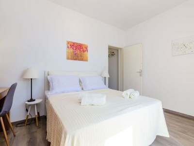 Apartment Apartments Knego - One Bedroom Apartment with Balcony and Sea View - Features photo 9