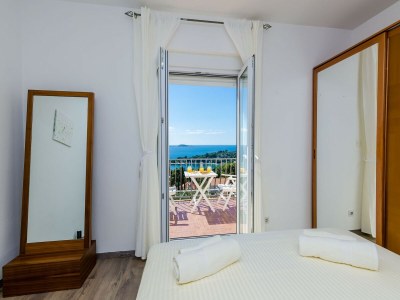 Apartment Apartments Knego - One Bedroom Apartment with Balcony and Sea View - Features photo 13