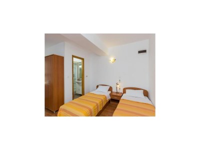 Apartment Apartments Milanović - Superior Studio Apartment with Terrace and Garden View - Features photo 2