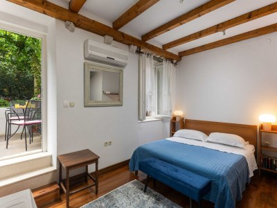 Apartment Apartment Taura -  Studio Apartment with Balcony and Old City View - Features photo 16