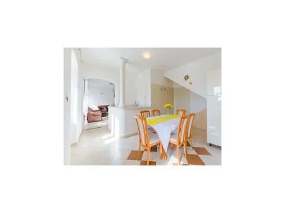 Apartment Apartment Magdalena - Three Bedroom Apartment - Features photo 5