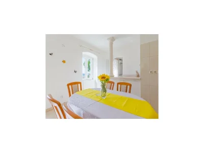 Apartment Apartment Magdalena - Three Bedroom Apartment - Features photo 11