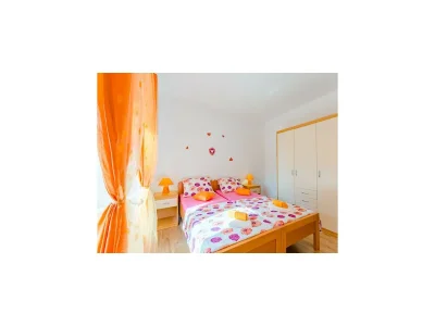 Apartment Apartment Magdalena - Three Bedroom Apartment - Features photo 16