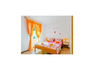 Apartment Apartment Magdalena - Three Bedroom Apartment - Features photo 18