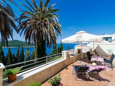 Apartment Apartments Davor - Two Bedroom Apartment with Sea View and Terrace in Dubrovnik - Apartment