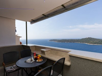 Apartment Apartment H&D - Two Bedroom Apartment with Balcony and Sea View - Outdoor photo 2