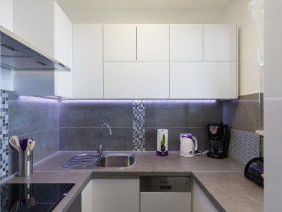 Apartment Apartment H&D - Two Bedroom Apartment with Balcony and Sea View - Features photo 7