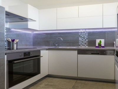 Apartment Apartment H&D - Two Bedroom Apartment with Balcony and Sea View - Features photo 20