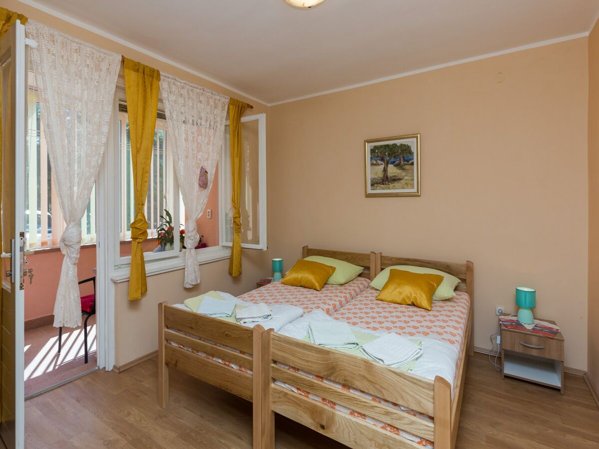 Apartment Apartment Lolo - Two Bedroom Apartment with Loggia and Street View