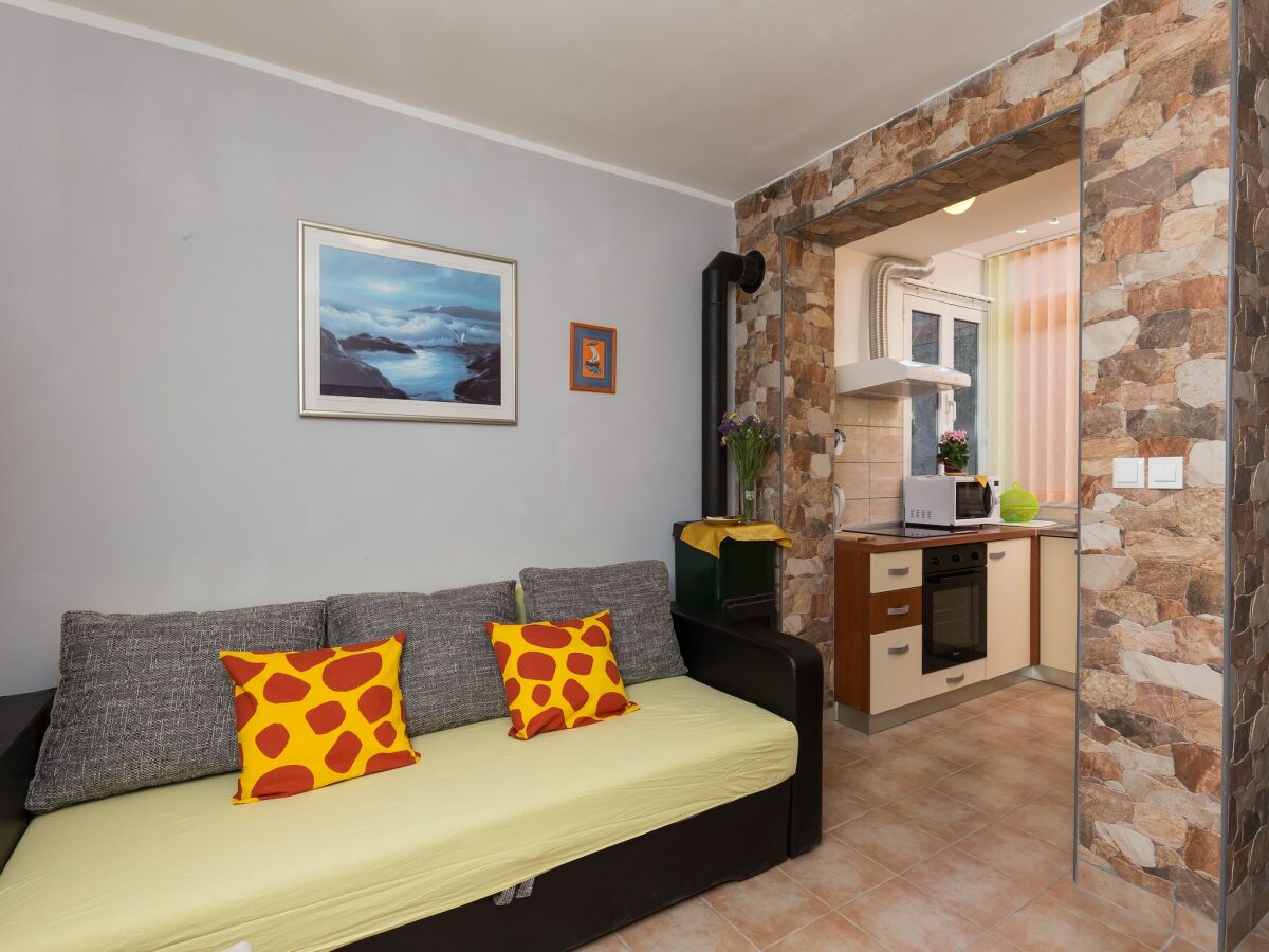 Apartment Apartment Lolo - Two Bedroom Apartment with Loggia and Street View - Features photo 4