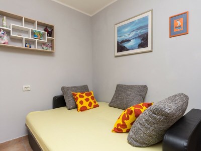 Apartment Apartment Lolo - Two Bedroom Apartment with Loggia and Street View - Features photo 7