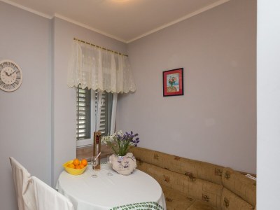 Apartment Apartment Lolo - Two Bedroom Apartment with Loggia and Street View - Features photo 30