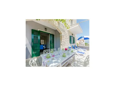 Villa Apartment Blue Oasis - Three Bedroom Apartment (ST) - Outdoor photo 4