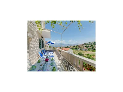 Villa Apartment Blue Oasis - Three Bedroom Apartment (ST) - Outdoor photo 9