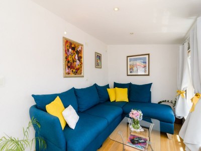 Apartment Apartment Emma - Two Bedroom Apartment with Balcony and Sea View - Features photo 7