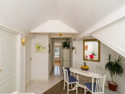 Apartment Apartment Emma - Two Bedroom Apartment with Balcony and Sea View - Features photo 28