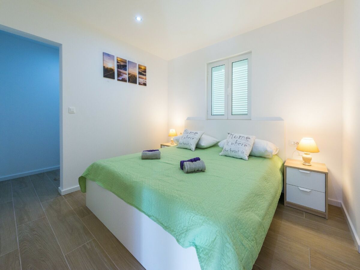 Villa Villa Dundo Pero - Four Bedroom Villa with Swimming Pool and Sea View - Features photo 3