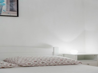 Apartment Apartments Villa Kameja - One Bedroom Apartment with Balcony and Sea View (Plavi) - Outdoor photo 10