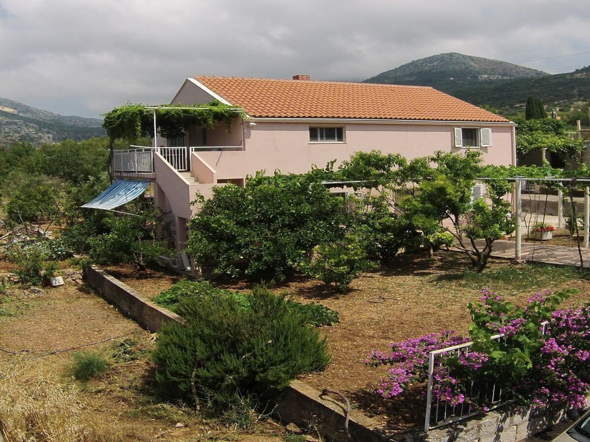 Apartment Apartment Ani - Two Bedroom Apartment with Terrace and Garden View - Outdoor photo 4