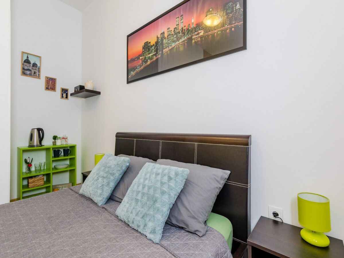 Apartment The Point Room - Double Room with City View - Features photo 4