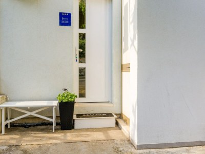 Apartment The Point Room - Double Room with City View - Outdoor photo 2