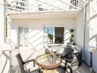 Apartment Apartments Blažević - Comfort Two Bedroom Apt with Hot Tub and Sea View - Outdoor photo 21