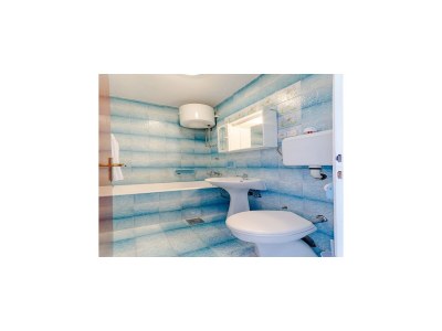 Apartment Villa Kosa - Two Bedroom Apartment with Terrace and Sea View (A1 Prizemlje) - Features photo 13