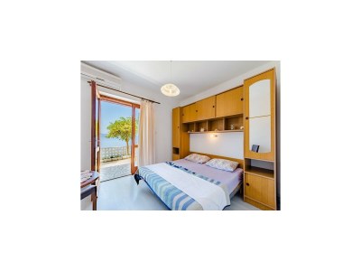 Apartment Villa Kosa - Two Bedroom Apartment with Terrace and Sea View (A1 Prizemlje) - Features photo 15