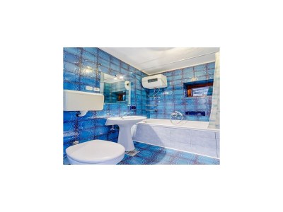 Apartment Villa Kosa - Two Bedroom Apartment with Terrace and Sea View (A1 Prizemlje) - Features photo 19