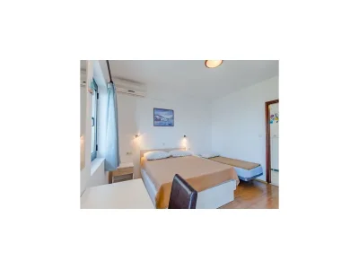 Apartment Villa Kosa - Standard Double Room With Balcony and Sea View (Soba 1-Matija) - Features photo 15