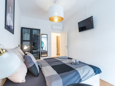 Apartment Apartment Marilyn - Two Bedroom Apartment with Terrace and Partial Sea View - Features photo 13