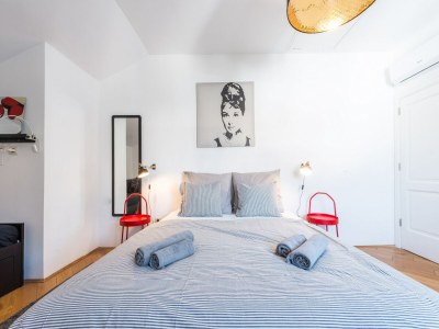 Apartment Apartment Marilyn - Two Bedroom Apartment with Terrace and Partial Sea View - Features photo 16