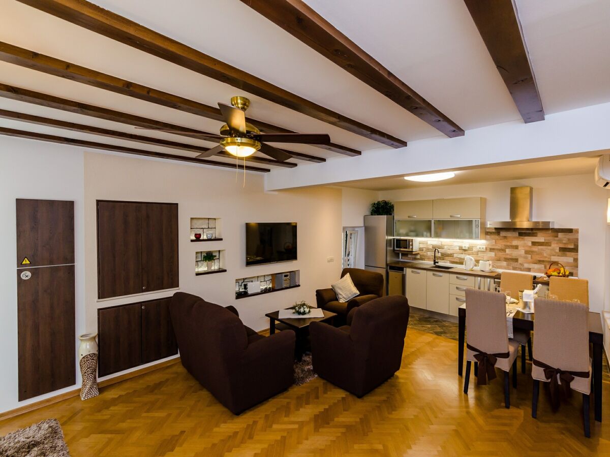 Apartment Apartment Maru Prestige - Comfort Duplex Two Bedroom Apartment