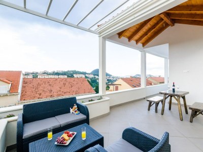 Apartment Miracle Apartments - Comfort Studio Apartment with Terrace and City View in Dubrovnik - Apartment