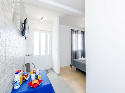 Apartment Miracle Apartments - Comfort Studio Apartment with Terrace and City View - Features photo 13