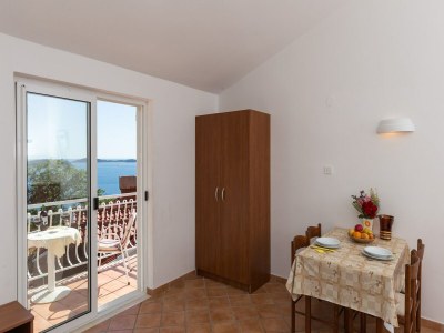 Apartment Villa Dubravka - Premium Studio Apartment with Balcony and Sea View (Apartman 2) - Features photo 18