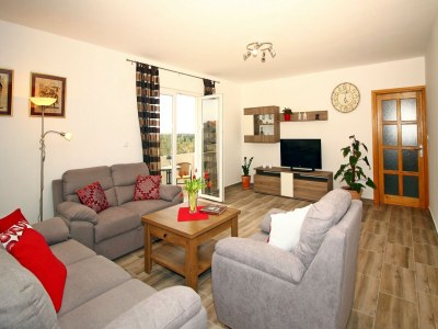 Apartment Apartment Milenka - Four Bedroom Apartment with Terrace - Features photo 11