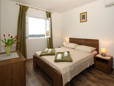 Apartment Apartment Milenka - Four Bedroom Apartment with Terrace - Features photo 19