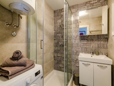 Apartment Apartments Lazarin - One Bedroom Apartment with Balcony and Sea View (2 Mali ) - Features photo 20