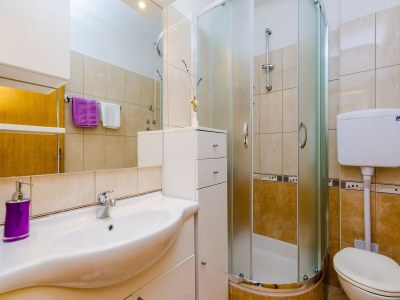 Apartment Apartment &  Rooms Maždin - One Bedroom Apartment with Balcony and Sea View - Features photo 25