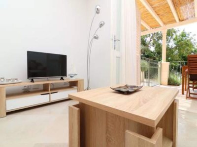 Apartment Apartments Seafront Silence - One Bedroom Apartment with Terrace and Sea View - Features photo 12