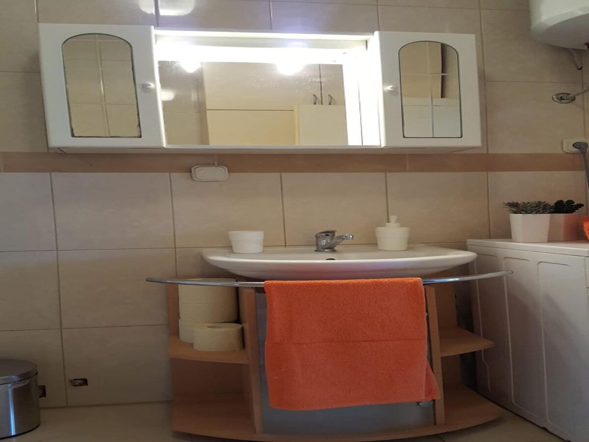 Apartment Bodul Vacation Apartment - Two Bedroom Apartment with Terrace and Sea View - Features photo 5