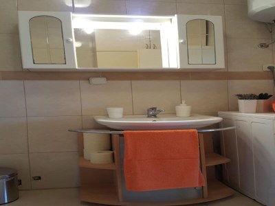 Apartment Bodul Vacation Apartment - Two Bedroom Apartment with Terrace and Sea View - Features photo 5