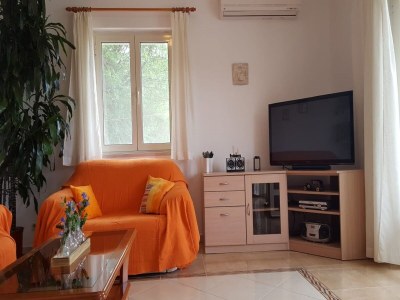 Apartment Bodul Vacation Apartment - Two Bedroom Apartment with Terrace and Sea View - Features photo 10