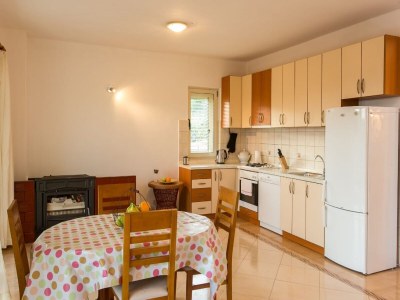 Apartment Bodul Vacation Apartment - Two Bedroom Apartment with Terrace and Sea View - Features photo 14