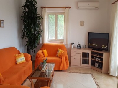 Apartment Bodul Vacation Apartment - Two Bedroom Apartment with Terrace and Sea View - Features photo 18