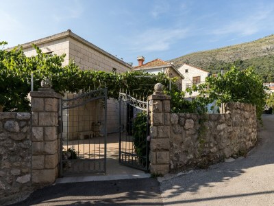 Apartment Apartment Vukic - Studio Apartment with Terrace and Garden View - Outdoor photo 3