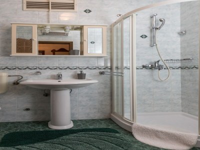 Apartment Apartment Vukic - Studio Apartment with Terrace and Garden View - Features photo 7